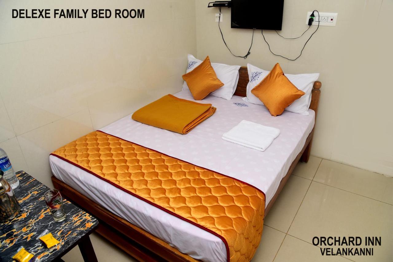 Hotel Orchard Inn Веланканні Екстер'єр фото